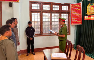 Gia Lai: Khởi tố, bắt giam thanh niên tông thẳng Cảnh sát giao thông rồi bỏ trốn