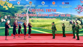 Xuân Biên phòng ấm lòng dân bản nơi vùng biên Quảng Ninh 