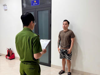 Đà Nẵng: Vận động đối tượng truy nã ra đầu thú