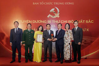 Công tác thông tin, tuyên truyền phải thực sự là “pháo lệnh” truyền cảm hứng, là “trống trận” cổ vũ toàn Đảng, toàn dân, toàn quân
