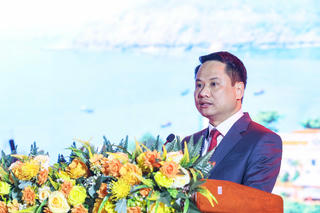 Giữ trọn Tết biên cương - Gắn kết rừng biển một nhà