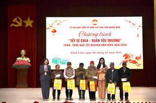 MTTQ Quảng Ninh mang Tết cho hộ khó