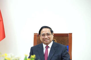 Thủ tướng Chính phủ Phạm Minh Chính điện đàm với Thủ tướng Singapore