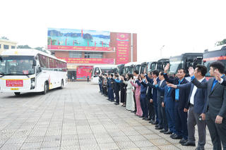 Quảng Ninh: Hơn 300 chuyến xe miễn phí đưa công nhân ngành Than và người thân về quê ăn Tết