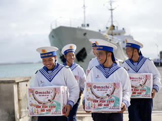 Omachi gửi Tiếng Trống Hội Xuân ra Trường Sa - Như một lời chúc mùa xuân đổi mới
