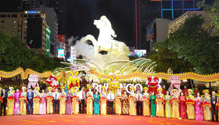 Khai mạc Đường hoa Nguyễn Huệ Tết Bính Ngọ 2026: Bản giao hưởng xuân của nghệ thuật và công nghệ