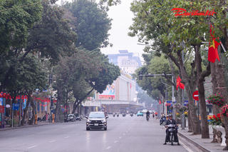 Hà Nội yên bình trong ngày mùng 1 Tết