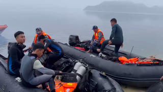 Tìm thấy thi thể đầu tiên vụ chìm tàu ở hồ Thác Bà