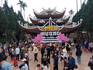 Tăng cường kiểm tra, siết chặt quản lý an toàn thực phẩm tại Lễ hội