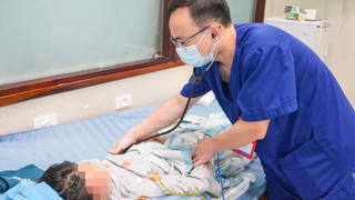 Nhiều bệnh nhi viêm cơ tim tối cấp được can thiệp ECMO kịp thời