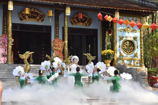 Huế: Khai hội Đền Huyền Trân tri ân người mở cõi