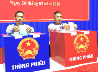 4.500 cử tri TP Hồ Chí Minh đi bỏ phiếu sớm