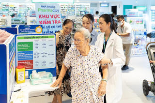 Ngày thầy thuốc Việt Nam: Câu chuyện về "Người gác cổng" thầm lặng trong hành trình chăm sóc sức khỏe toàn dân