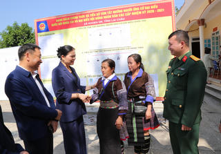 Phó Chủ tịch - Tổng Thư ký Hà Thị Nga và những khoảnh khắc gần dân nơi vùng cao Lai Châu
