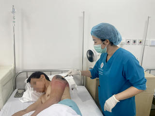 Nguy cơ nhiễm trùng từ thói quen tự điều trị tại nhà