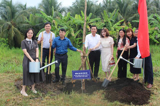 Tây Ninh phát động trồng cây nhằm thích ứng với biến đổi khí hậu

