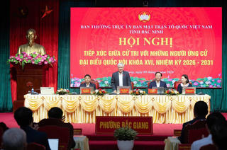 Phó Chủ tịch Thường trực Quốc hội Đỗ Văn Chiến tiếp xúc cử tri tại Bắc Ninh