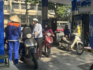 Thị trường xăng dầu trong nước: Chủ động ứng phó, đảm bảo nguồn cung
