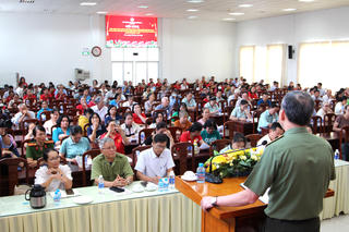 Cử tri phường đông dân nhất TP Hồ Chí Minh kỳ vọng được lắng nghe nhiều hơn 