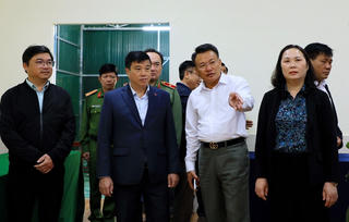 Bí thư Tỉnh ủy Lâm Đồng kiểm tra công tác chuẩn bị bầu cử tại địa phương