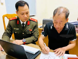 Quảng Trị: Hai người bị phạt vì đăng bài xúc phạm lực lượng Công an