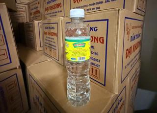 Bắc Ninh: Khởi tố chủ cơ sở sản xuất số lượng lớn giấm ăn giả