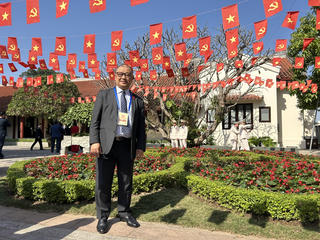 Kiều bào gửi gắm niềm tin vào những đại biểu do nhân dân lựa chọn