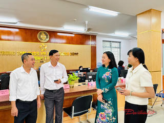 Lãnh đạo Ủy ban MTTQ Việt Nam TP Hồ Chí Minh kiểm tra công tác bầu cử tại các điểm bỏ phiếu