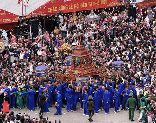 Sắc màu văn hóa đặc sắc tại Lễ hội Kỳ Cùng - Tả Phủ