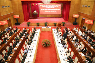 Đại tướng Phan Văn Giang làm việc với Ban Thường vụ Tỉnh ủy Quảng Ninh