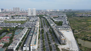 Thị trường bất động sản: Gỡ dần những “nút thắt”