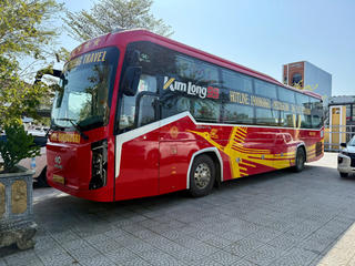 Huế: Xe khách bị tước kiểm định vẫn ngang nhiên tham gia giao thông