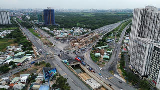 Lãnh đạo TPHCM chỉ đạo “nóng” loạt dự án hạ tầng