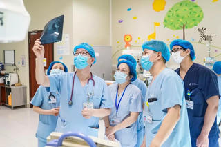 Bổ nhiệm lại Giám đốc Bệnh viện Nhi Trung ương