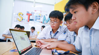 Giáo dục STEM: Hướng tới xanh hóa, thông minh hóa các giá trị phát triển