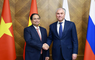 Thủ tướng Phạm Minh Chính hội kiến Chủ tịch Duma Quốc gia Nga