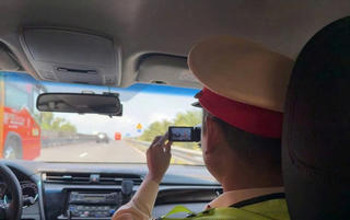 Công khai tuần tra kiểm soát trên cao tốc TP Hồ Chí Minh – Trung Lương – Mỹ Thuận – Cần Thơ