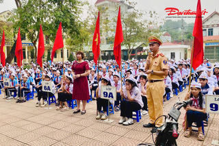 Hà Nội: Nhiều tiết học đầu tuần được lựa chọn là “tiết học an toàn giao thông”