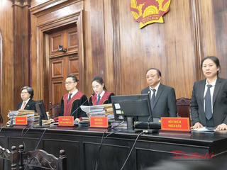 Các bị cáo khai quá trình 'sang tay' đất vàng 39-39B bến Vân Đồn
