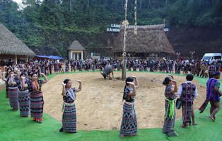 Độc đáo Lễ hội tạ ơn rừng giữa đại ngàn Trường Sơn