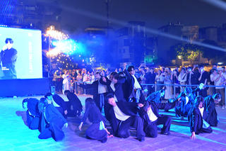 Độc đáo vũ đạo "Nước" kết nối vì tương lai bền vững