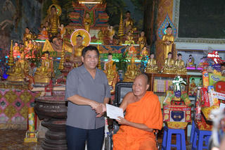 Đoàn công tác của Bộ Dân tộc và Tôn giáo thăm, chúc Tết Chôl Chnăm Thmây tại Cà Mau