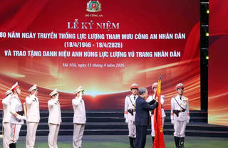 "Xây dựng lực lượng Tham mưu Công an nhân dân cách mạng, chính quy, tinh nhuệ, hiện đại"