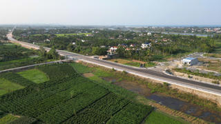 Quảng Ngãi: Tuyến đường ven biển Dung Quất-Sa Huỳnh dần hoàn thiện