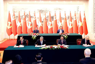 Lễ ký các văn kiện hợp tác giữa hai nước Việt Nam-Trung Quốc