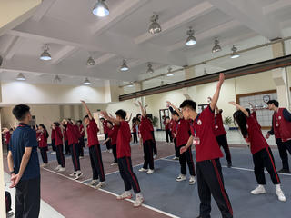 Học sinh Hà Nội nghỉ lễ Giỗ Tổ và 30/4, 1/5 ra sao?