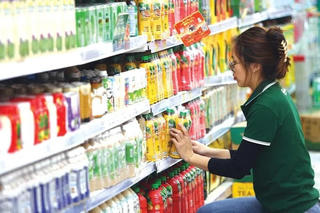 Hộ kinh doanh doanh thu dưới 500 triệu đồng/năm vẫn được dùng hóa đơn điện tử