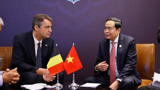 Chủ tịch Quốc hội Trần Thanh Mẫn hội kiến Chủ tịch Thượng viện Bỉ Vincent Blondel