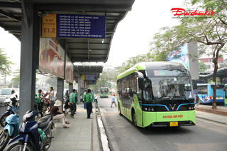 Hà Nội đưa thêm 122 xe buýt điện, nâng tỷ lệ phương tiện xanh lên 42%