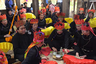 Tái hiện nghi lễ “Nhận và dạy con tràng nhập môn” của đồng bào dân tộc Tày